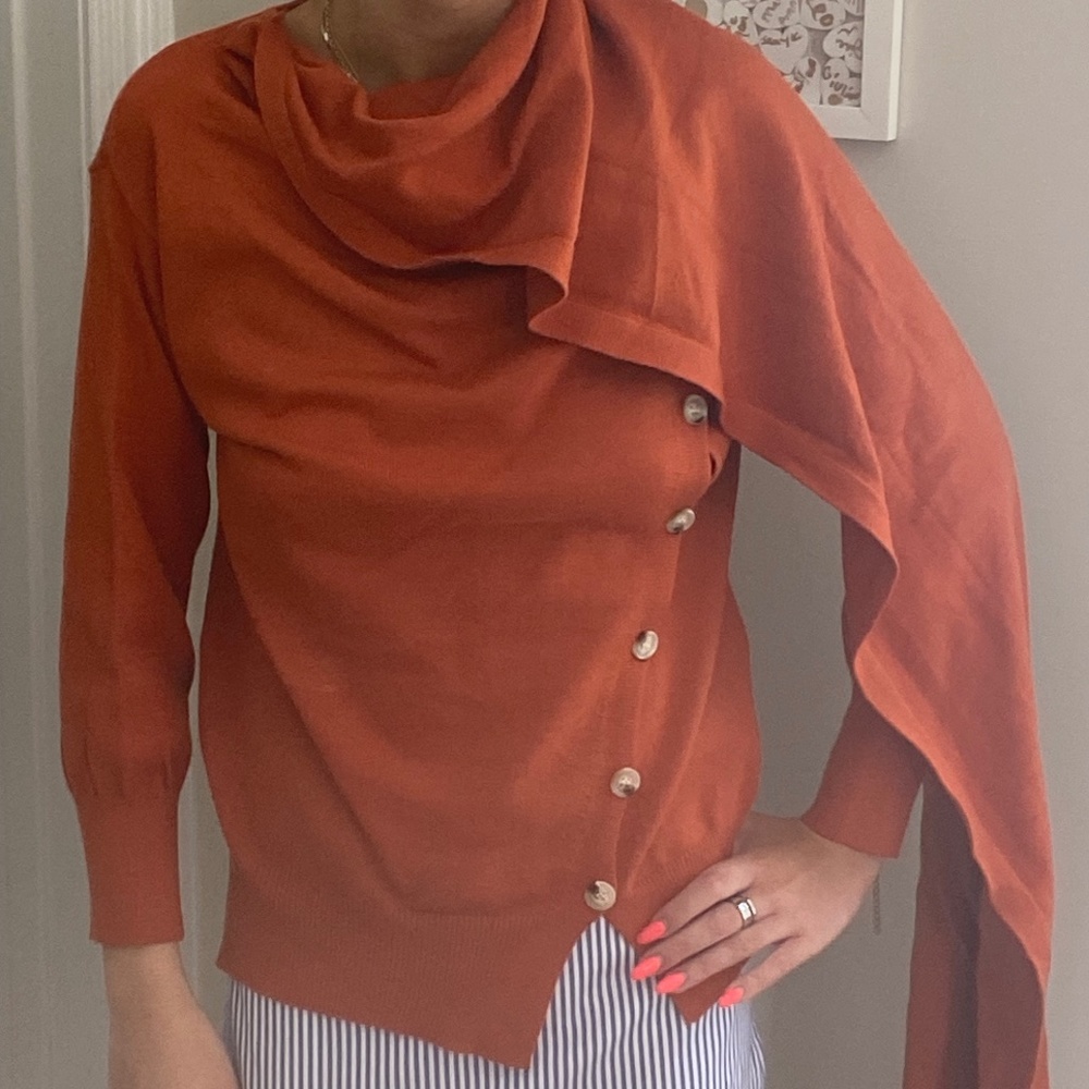 Light weight sweater w attached scarf